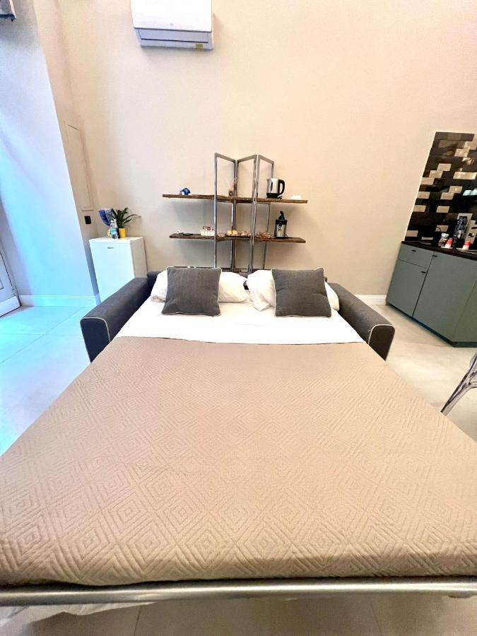Zentral Suite Napoli Exterior foto