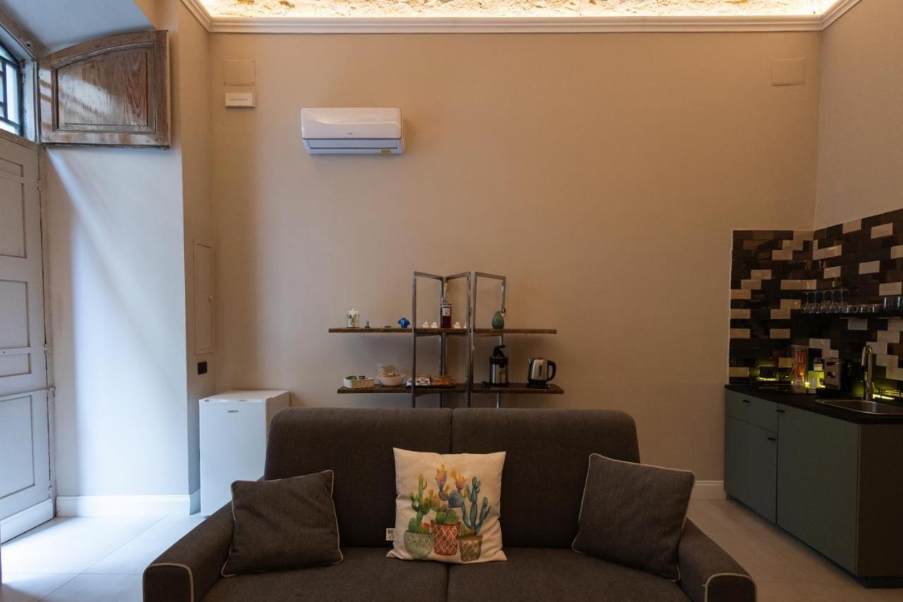 Zentral Suite Napoli Exterior foto