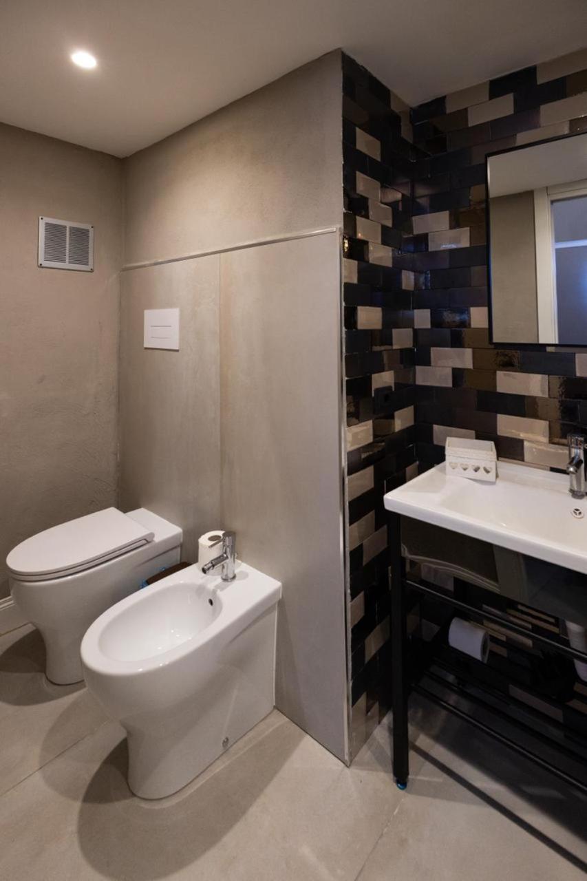 Zentral Suite Napoli Exterior foto